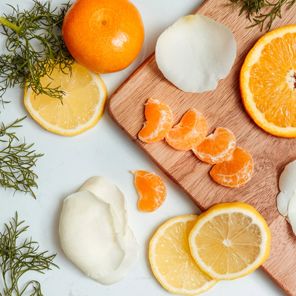 Brooke & Shoals Scented Candle - Mediterranean Citrus & Coastal Wild Flowers - 649052