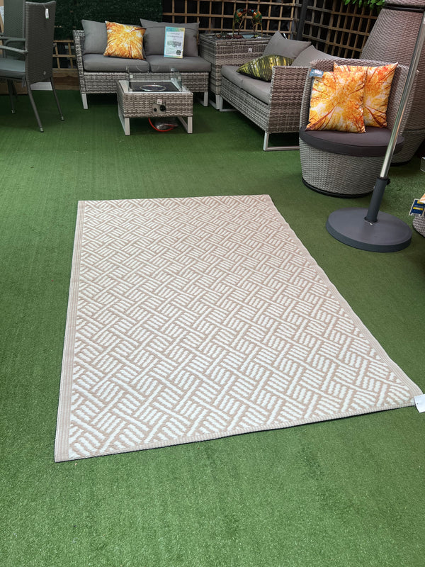 Beige & White Zig Zag Rectangle Outdoor Rug - 391437