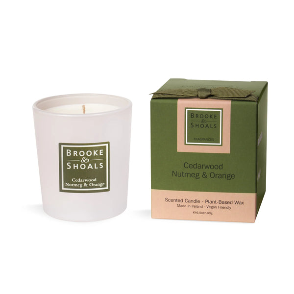 Brooke & Shoals Scented Candle - Cedarwood Nutmeg & Orange - 649461