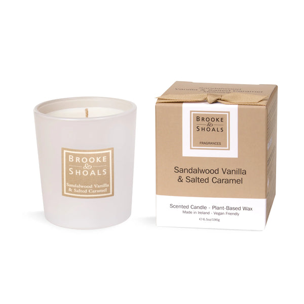 Brooke & Shoals Candle Sandalwood Vanilla & Salted Caramel - 649027