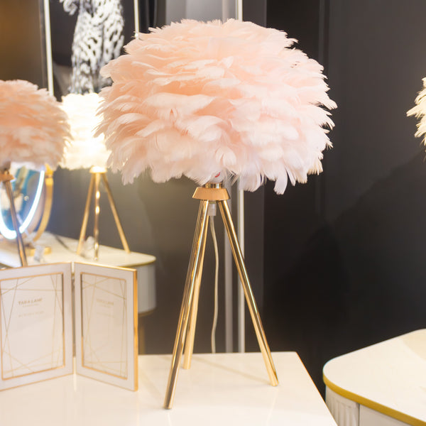 Tara Lane Pink Feather Lamp - 631634