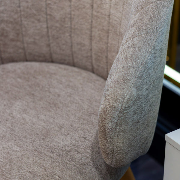 Lainey Chair Oatmeal - 642627