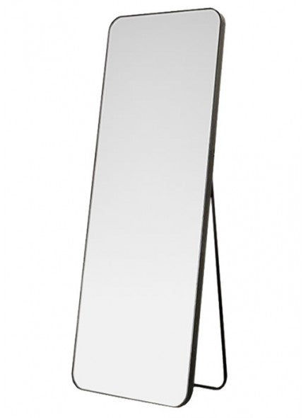 The Grange Cheval Black Mirror - 642158