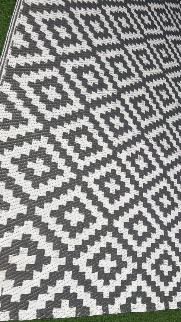 Redwood Leisure Outdoor Reversible Waterproof Rug - 390661