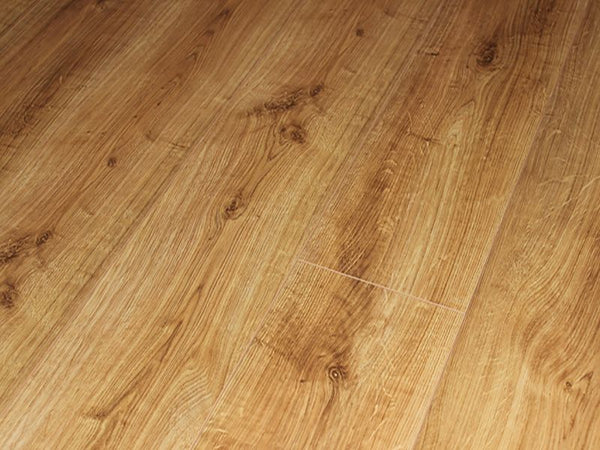 Whiteriver Robusto 12mm Highland Oak Laminate Flooring