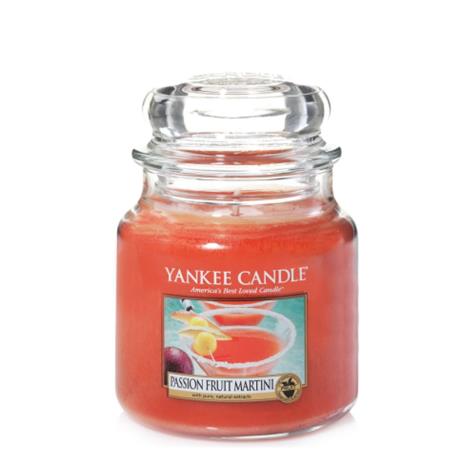Yankee Candle Passionfruit Martini Medium Jar Candle - YNK0521