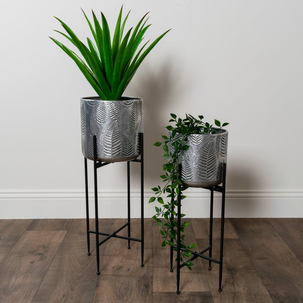 Azure Set of Two Leaf Planters With Stand Silver