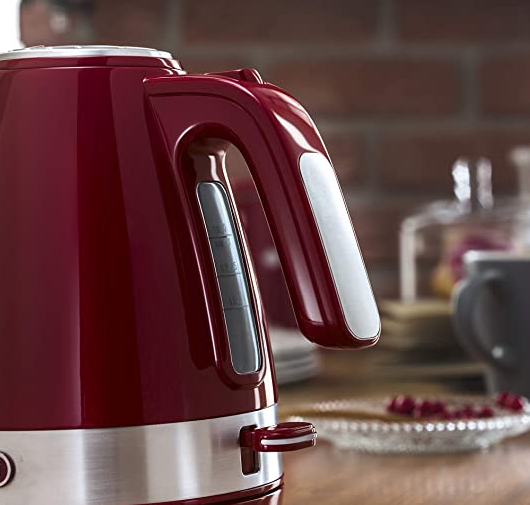 Delonghi Active Red Kettle - 614315