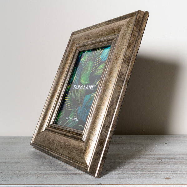 Leo Photo Frame Gold 5X7