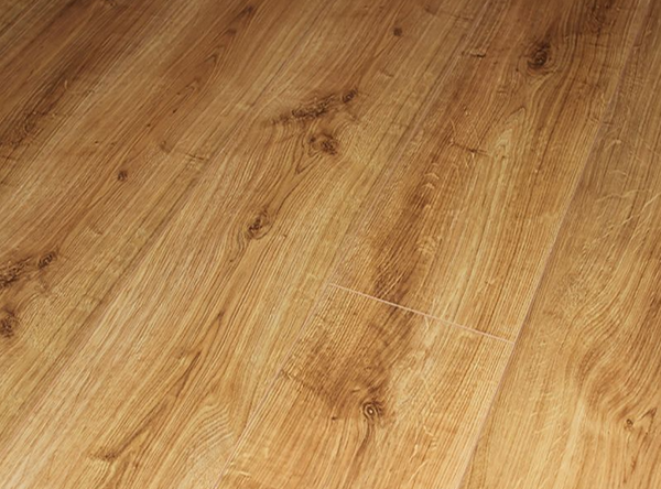 Whiteriver - 12mm Robusto 4V Highland Oak AC5 Laminate Per Sq.Yd